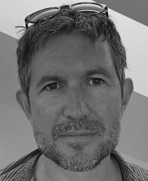 revue-sur-mesure-gwendal-simon_portrait.png