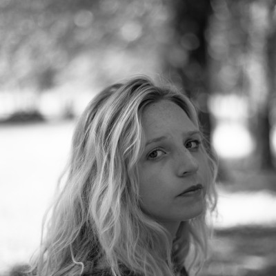 revue-sur-mesure-manon-levet_manon-levet-photoid.jpg