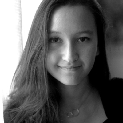 revue-sur-mesure-marie-ferragut_photo-cv-bw.jpg