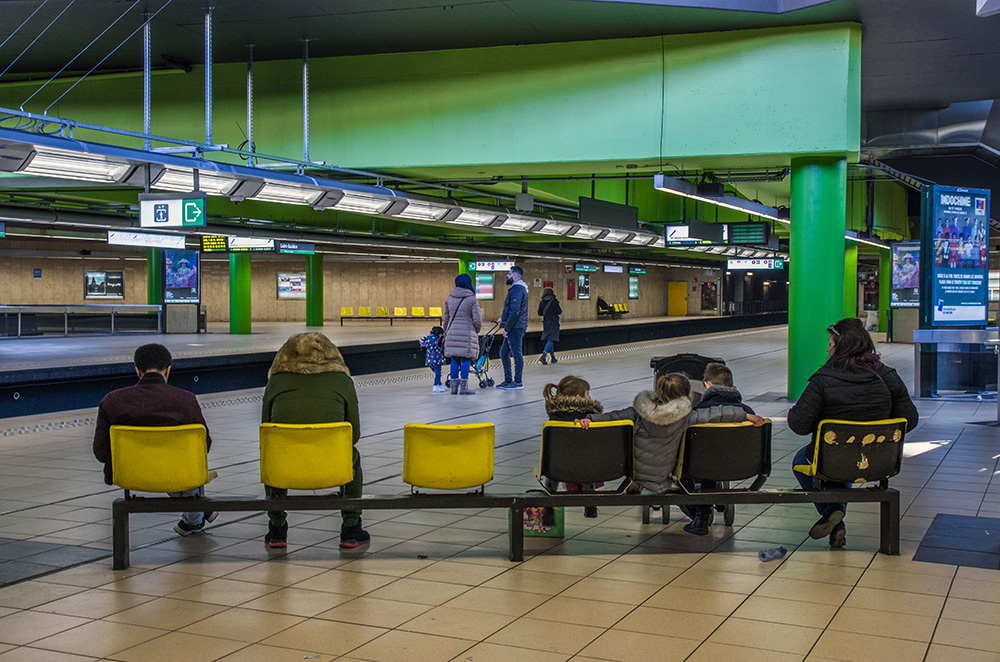 revue-sur-mesure-denoncer-la-deshumanisation-de-lespace-public_d4e1_expo-2.jpg