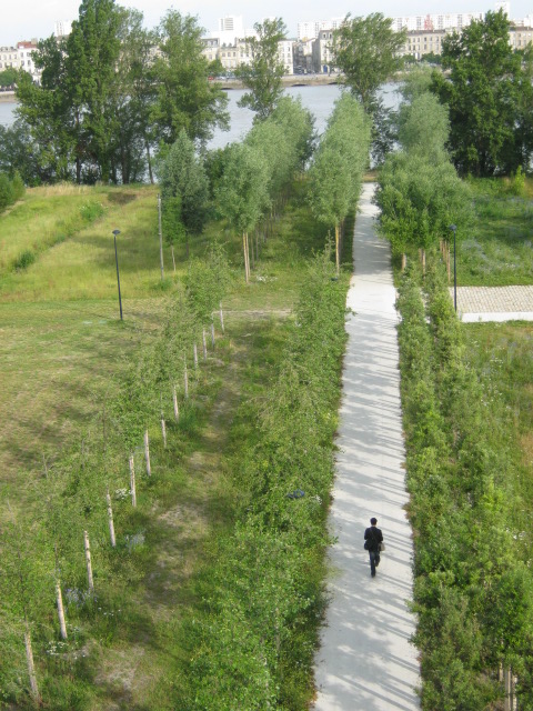 revue-sur-mesure-le-paysage-comme-infrastructure-des-politiques-publiques_parc-aux-angliques-9-credit-damien-butin.jpg