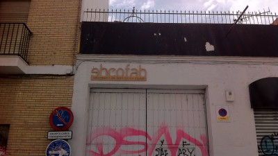revue-sur-mesure-les-lieux-de-fabrication-et-d-experimentation-numerique-dans-la-ville_illustration_1.jpg