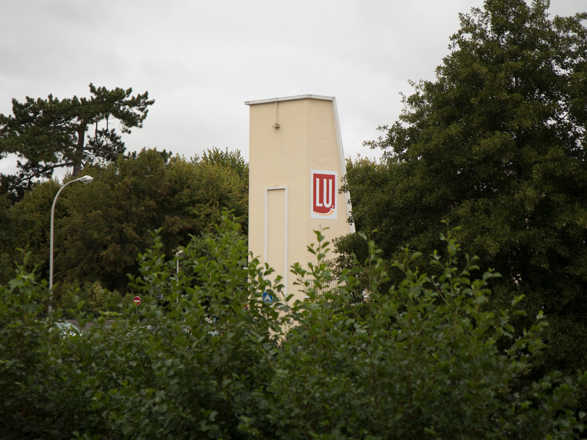 revue-sur-mesure-quand-la-culture-fait-ville_lu-30x40.jpg