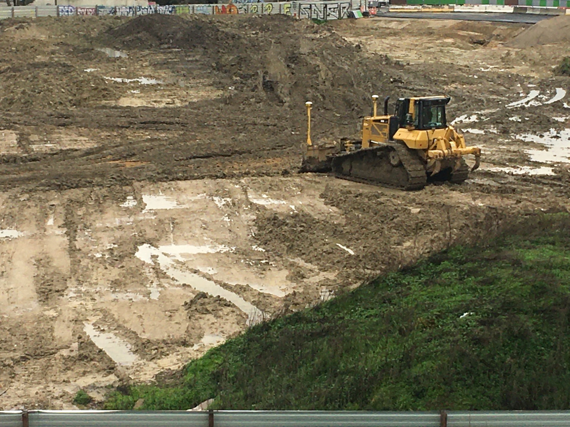 revue-sur-mesure-reparer-demanteler-une-autoroute-urbaine-pour-un-territoire-a-forte-valeur-ecologique_0_detail-chantier-auteur-mf.jpg