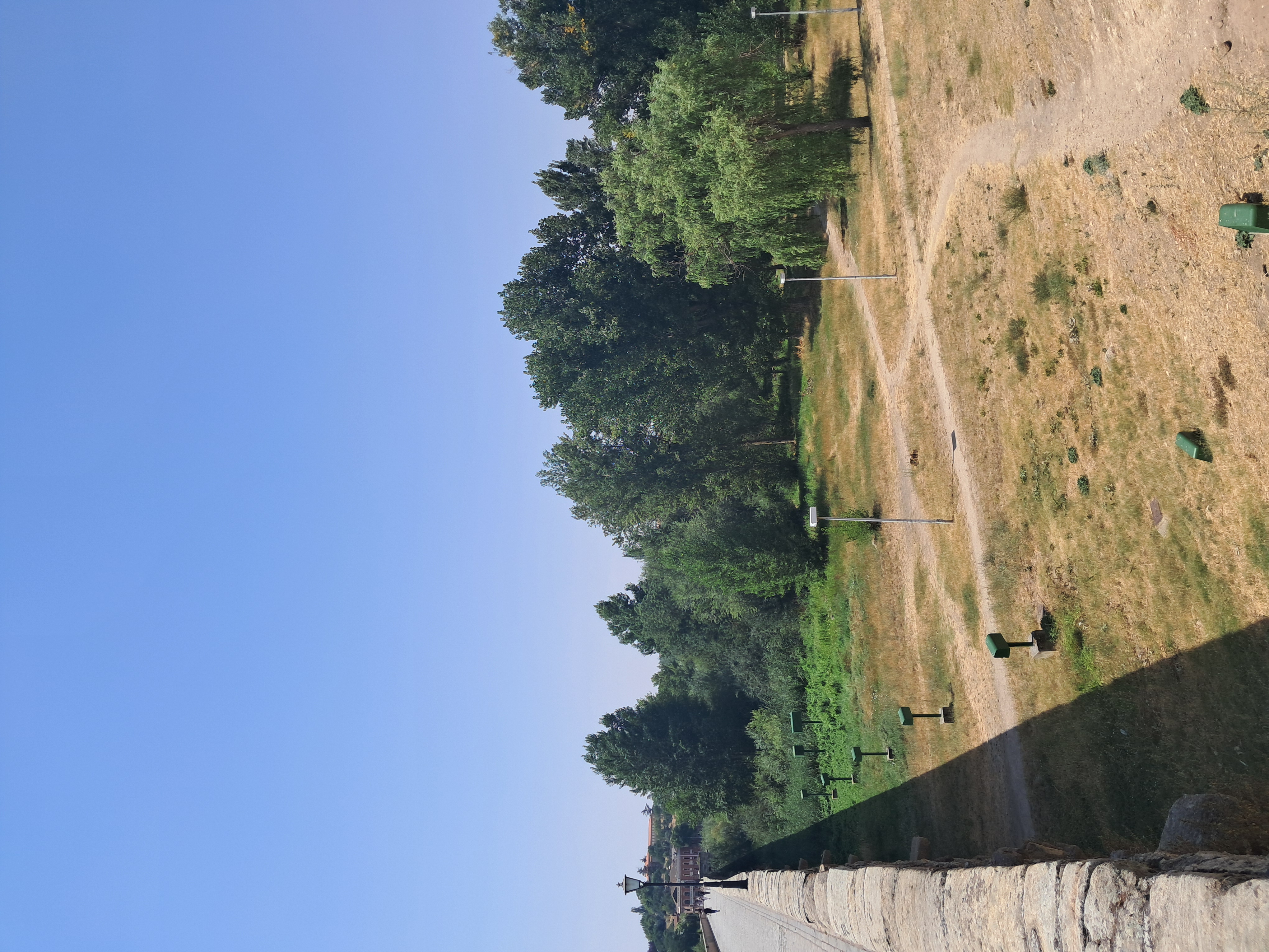 revue-sur-mesure-sur-ma-route-la-quete-de-fraicheur-a-salamanque_2.jpg