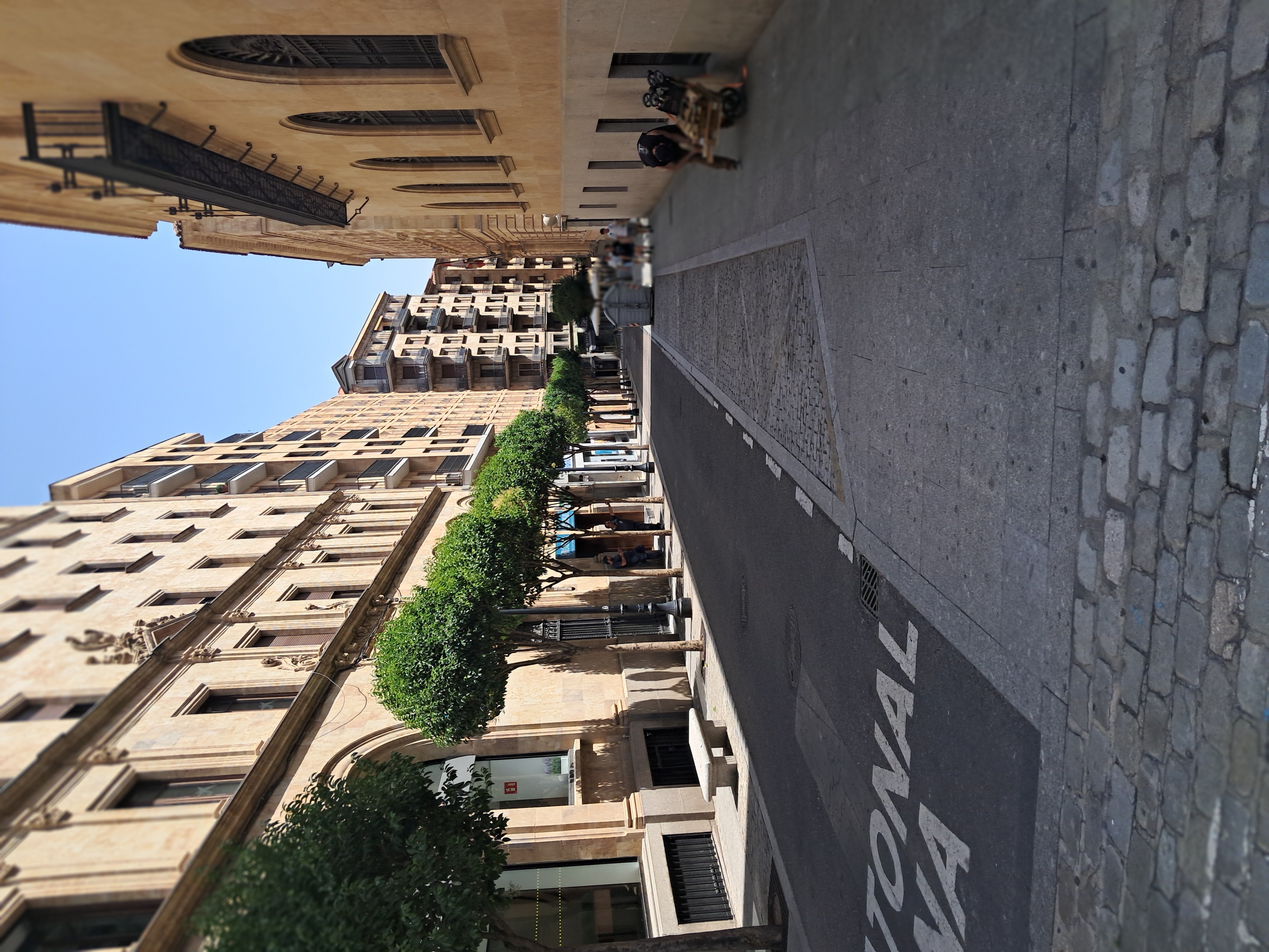 revue-sur-mesure-sur-ma-route-la-quete-de-fraicheur-a-salamanque_3.jpg